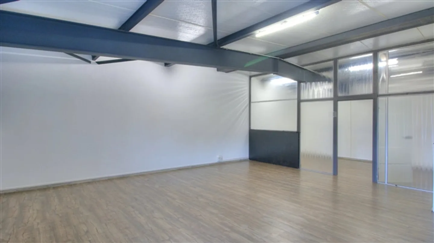 Espace commercial à Collombey-le-Grand - Photo 3 sur 5