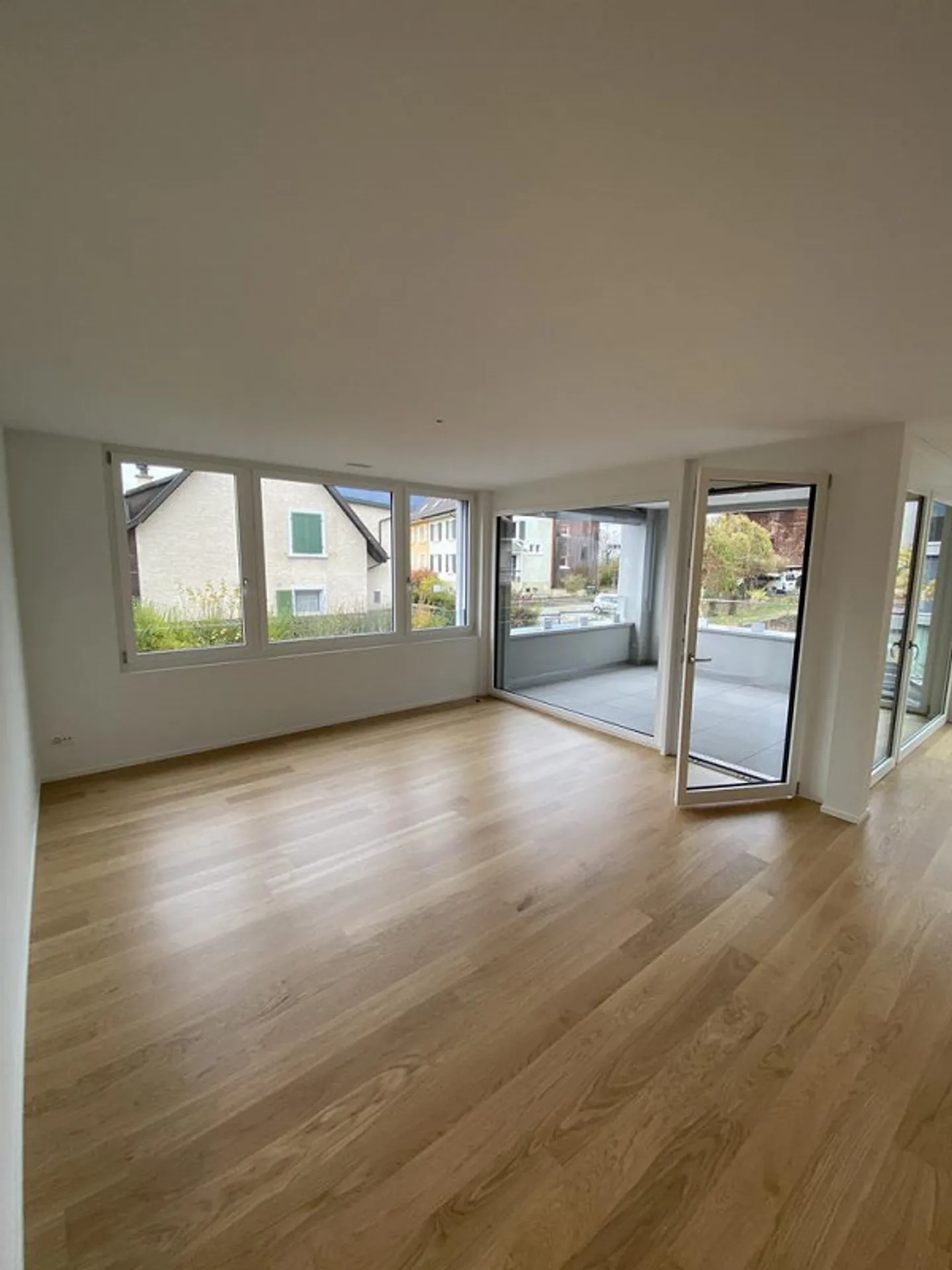 Neubau Wohnung in mitten von Aesch - Foto 6 von 9