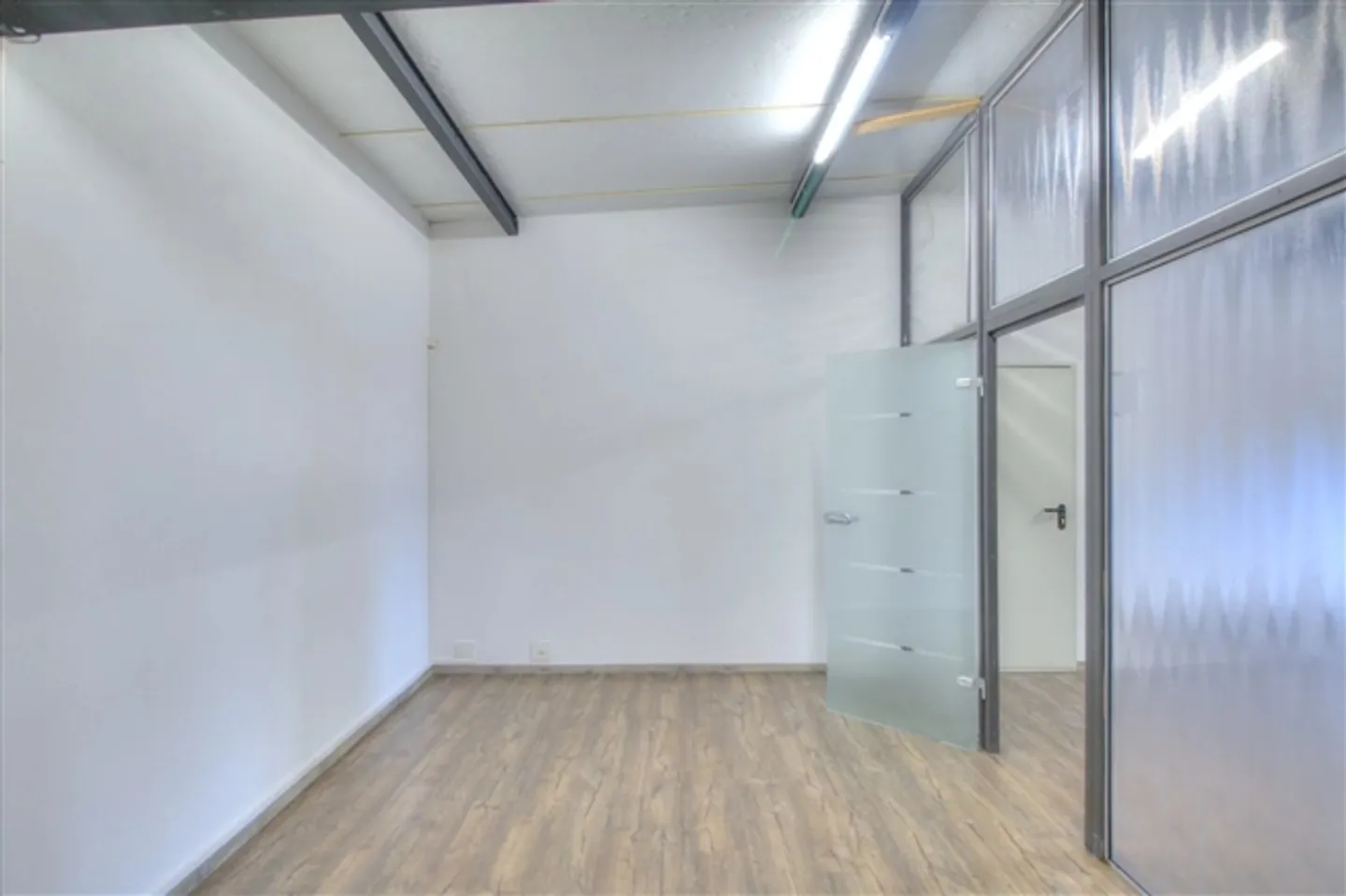 Espace commercial à Collombey-le-Grand - Photo 4 sur 5