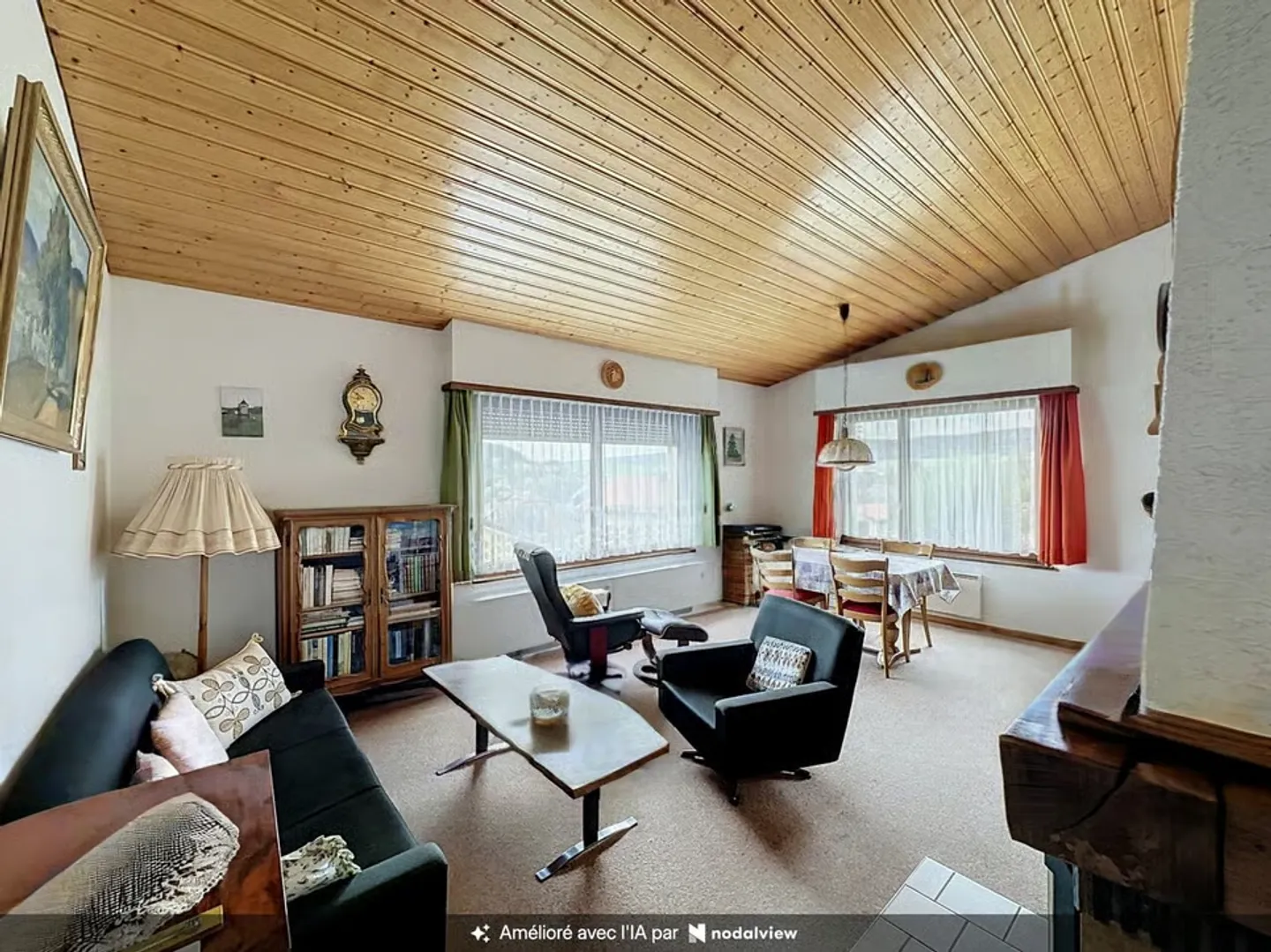 Individual villa, remarkable potential in residential area - Photo 9 of 13