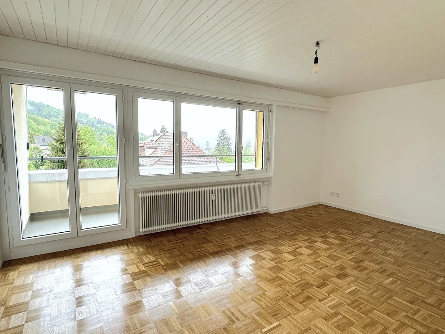 4-room apartment with a panoramic view - Photo 2 of 9