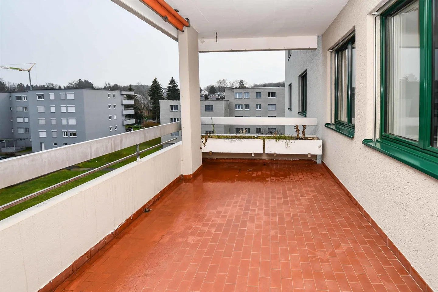 Appartamento luminoso con vista lago - Foto 3 di 7