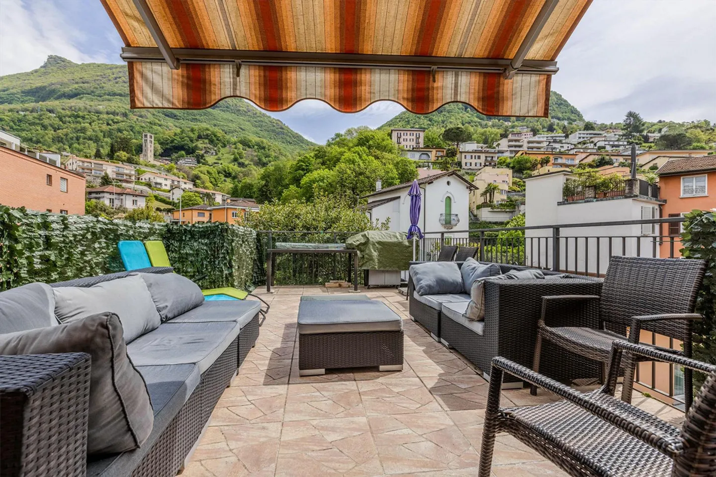 STABILE PLURIFAMILIARE DI 4 UNITA' A REDDITO A VIGANELLO - Photo 3 sur 9