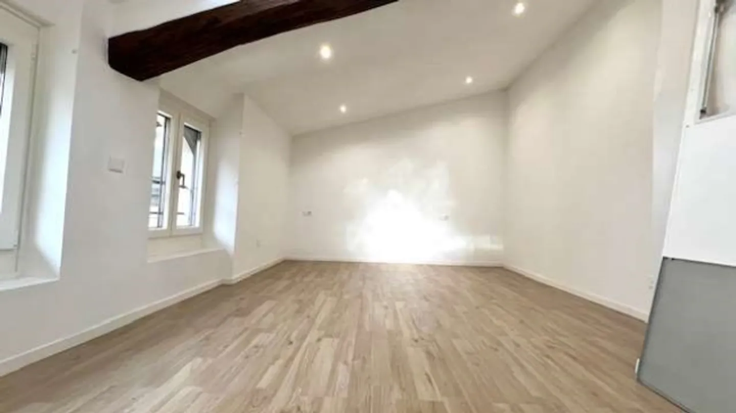 House in the center of Riva San Vitale near the lake - Photo 5 of 20