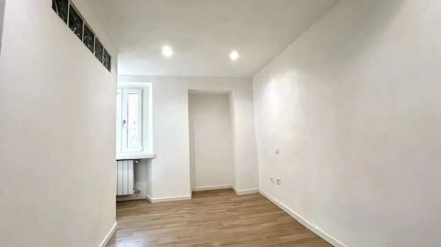 House in the center of Riva San Vitale near the lake - Photo 10 of 20