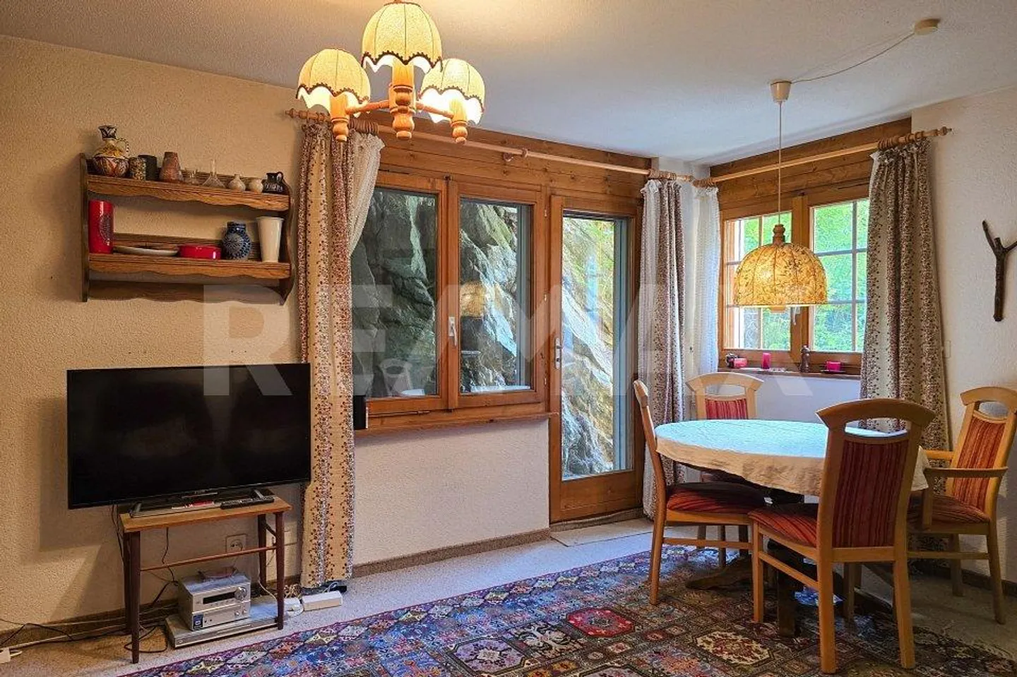 Central et pourtant calme – charmant appartement de 2,5 pièces en lisière de forêt - Photo 2 sur 13