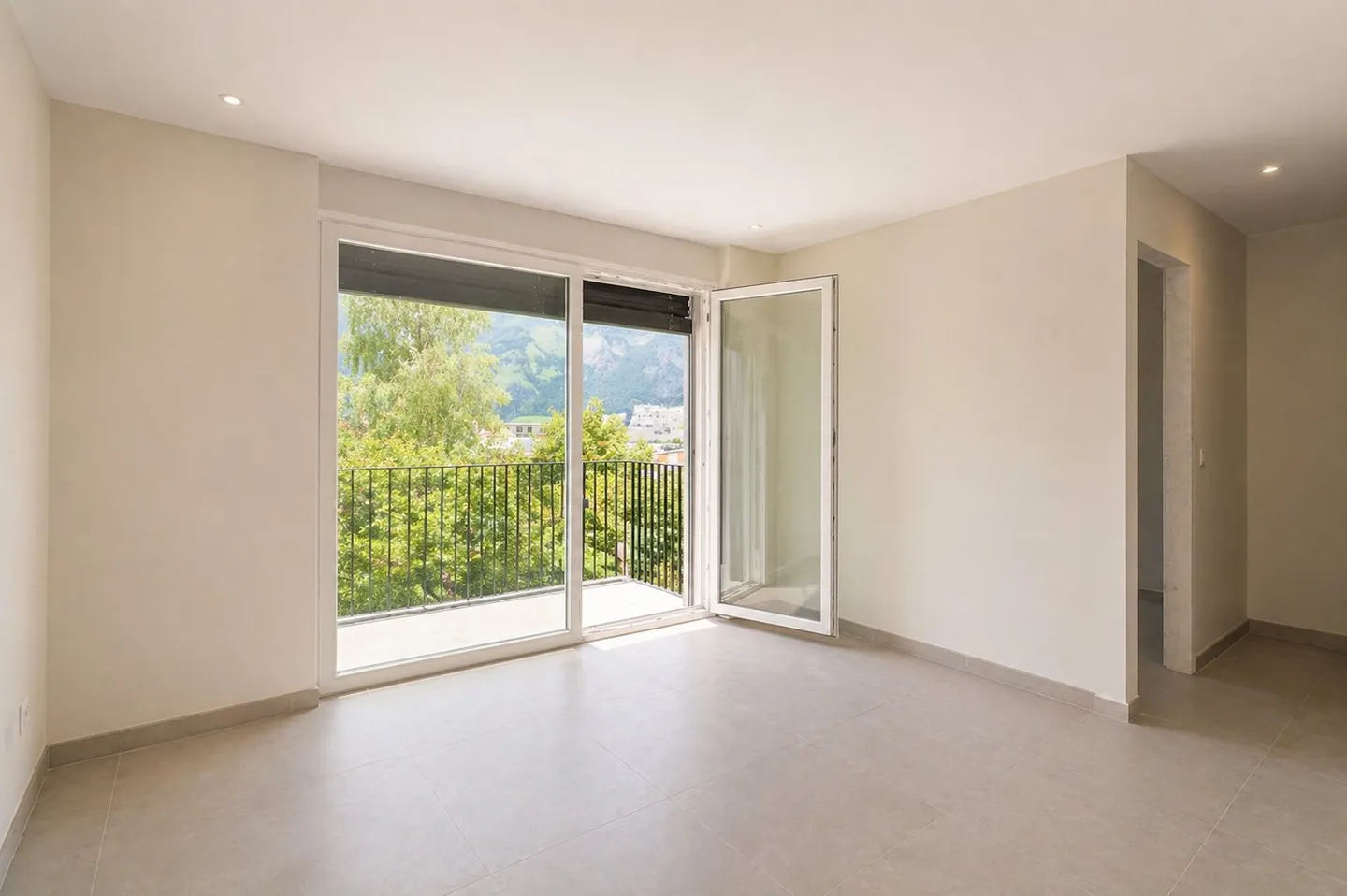 The Belvédère Villas of the Rhône in Saxon - Photo 8 of 19