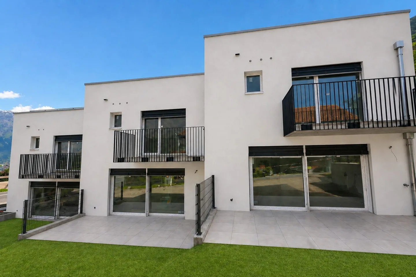 The Belvédère Villas of the Rhône in Saxon - Photo 9 of 19