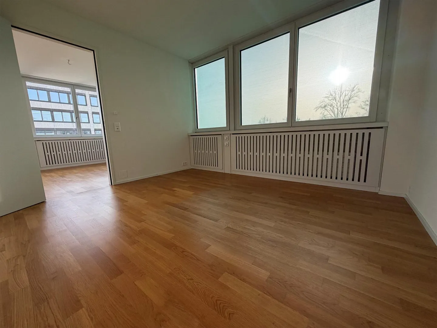 Modernes Apartment in Witikon - Foto 4 von 11