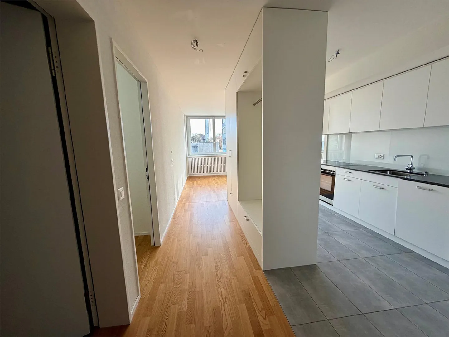 Modernes Apartment in Witikon - Foto 8 von 11