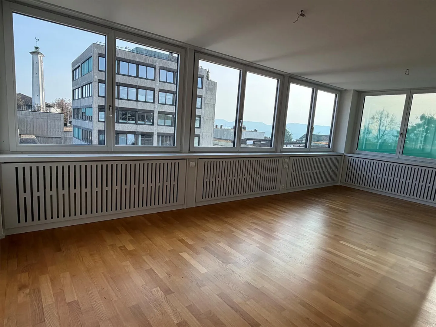 Modernes Apartment in Witikon - Foto 11 von 11