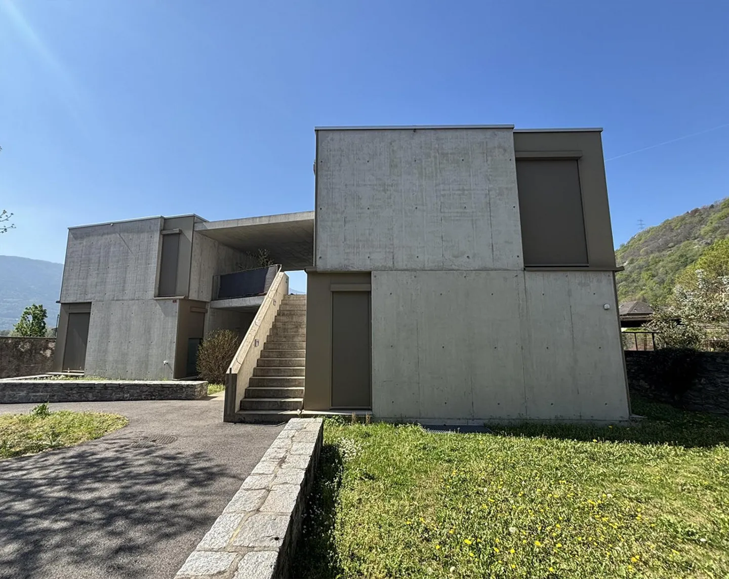 Modernes 2-Zimmer-Apartment in Sementina - Foto 3 von 12