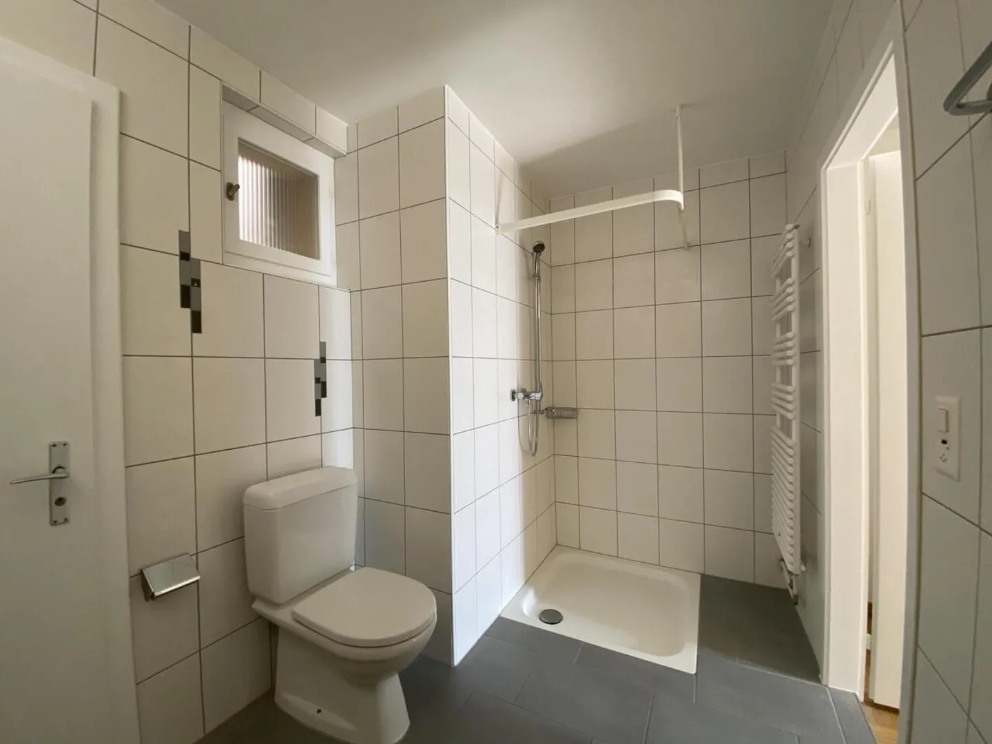 Spacious Family Apartment for Rent - Photo 8 of 8