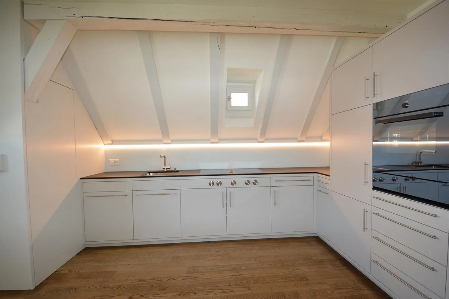 Aussergewöhnliche Duplexwohnung - Foto 2 von 13