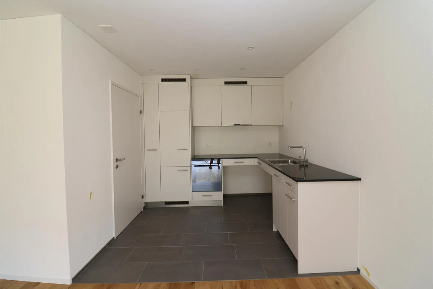 New apartment in Rafz - Photo 4 of 8
