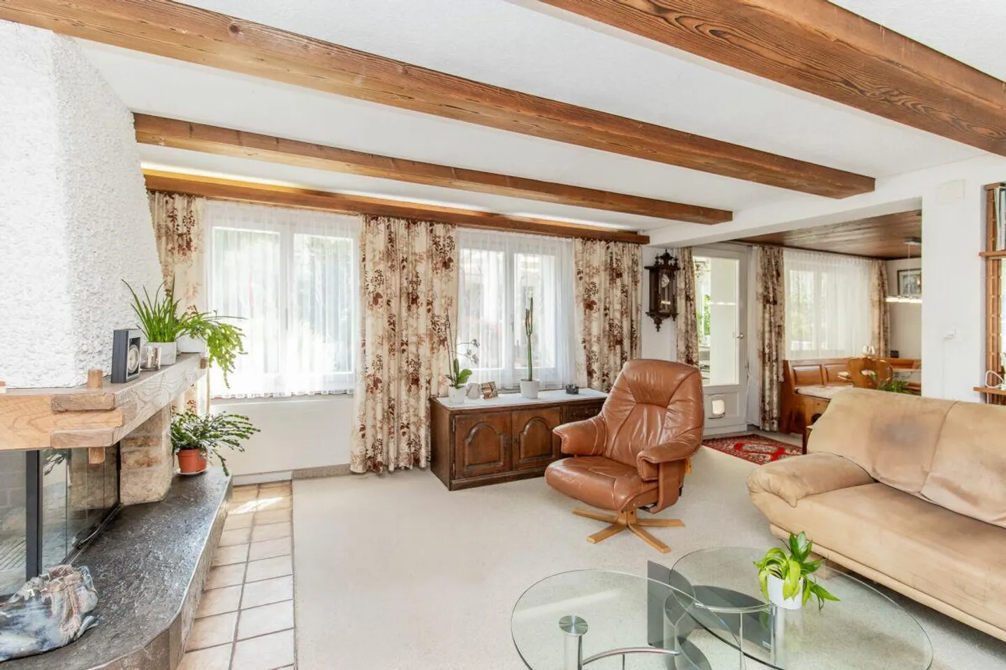 Naturnahes 5.5-Zimmer-Einfamilienhaus mit grosser Gartenanlage - Foto 6 von 13