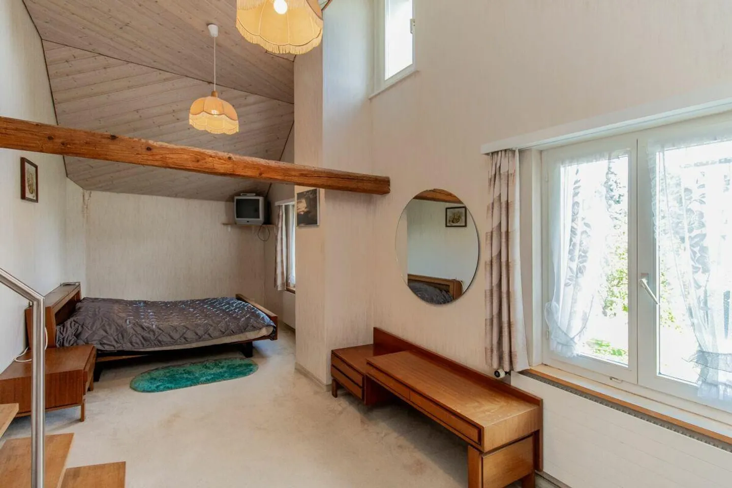 Naturnahes 5.5-Zimmer-Einfamilienhaus mit grosser Gartenanlage - Foto 9 von 13