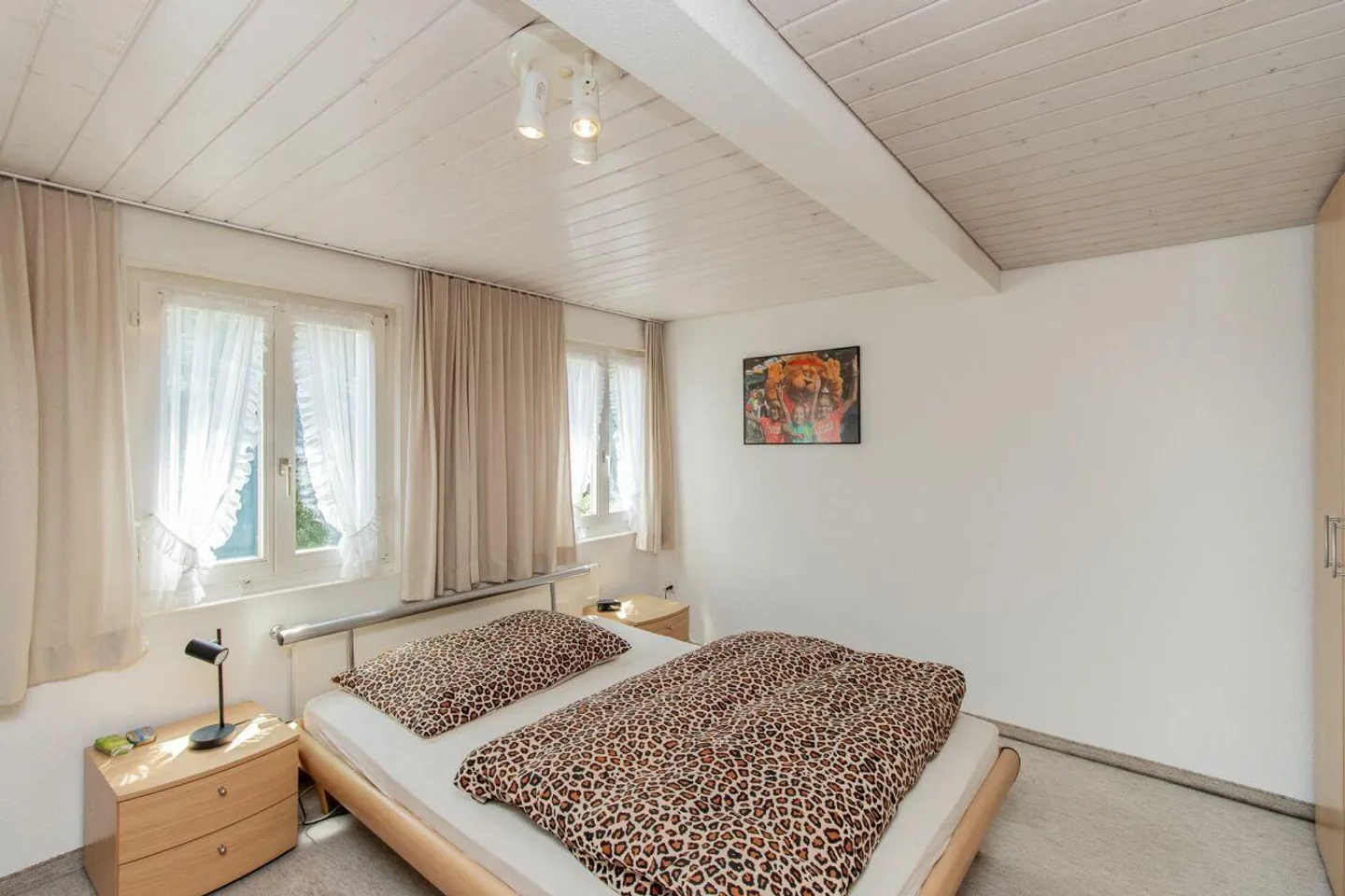 Naturnahes 5.5-Zimmer-Einfamilienhaus mit grosser Gartenanlage - Foto 10 von 13