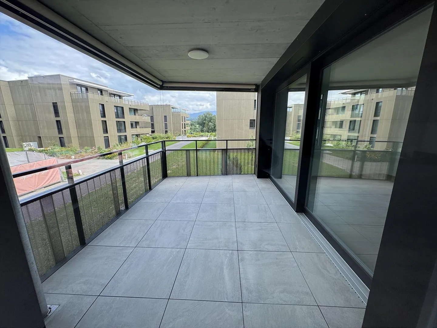 05726 - Apartment 3½ Rooms - IMP. CHAMP-RIOND 9 - MATRAN - Photo 1 of 11
