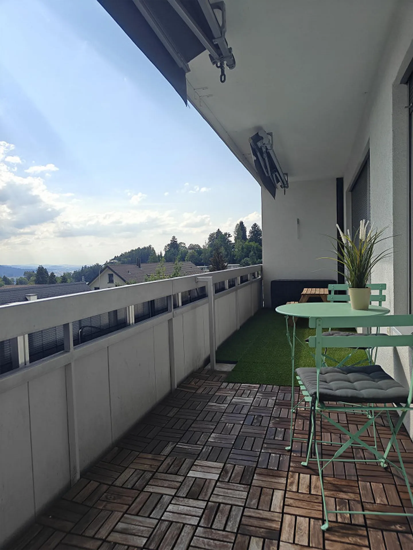 Helle Wohnung mit traumhafter Aussicht - Foto 4 von 10