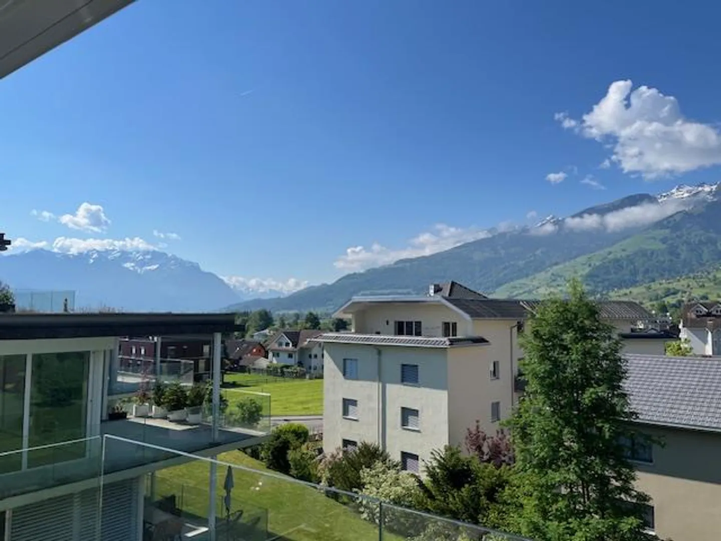 Attique de 4,5 pièces - Photo 2 sur 14