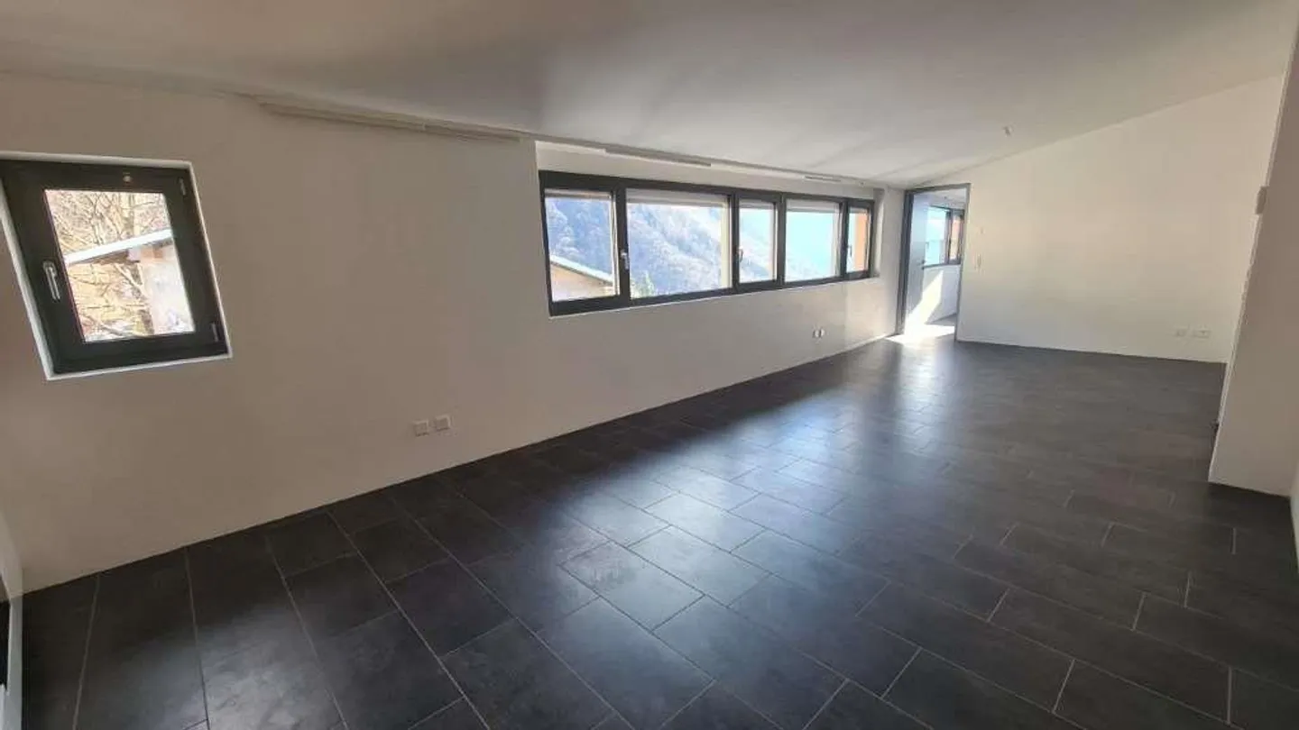 Appartamento Incantevole a Rovio - Foto 3 di 10