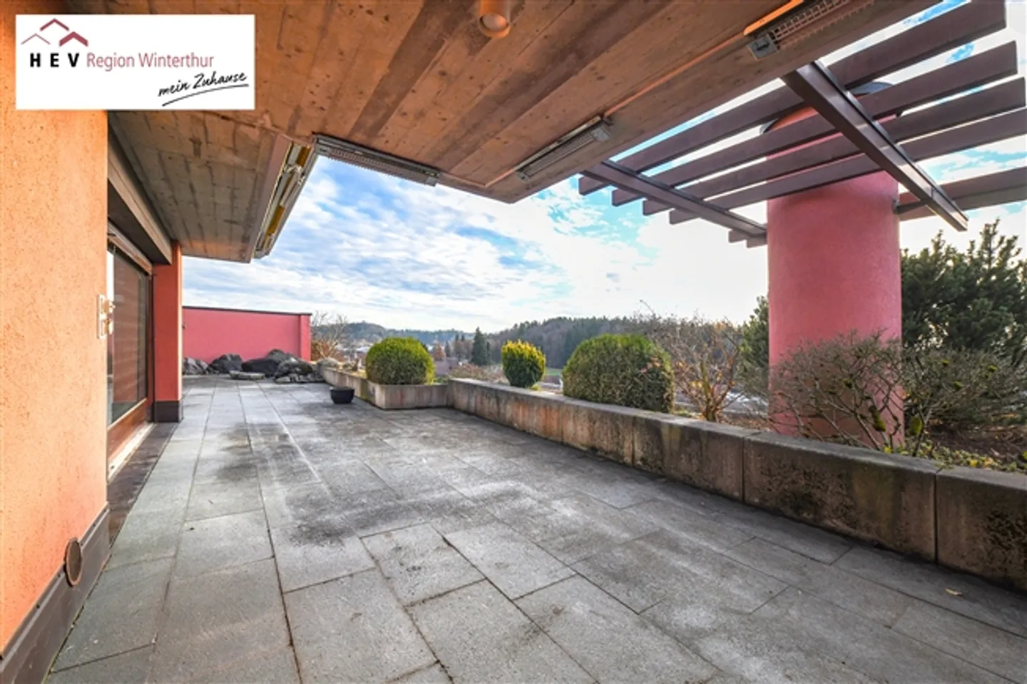 Sopra i tetti di Effretikon - Foto 10 di 13