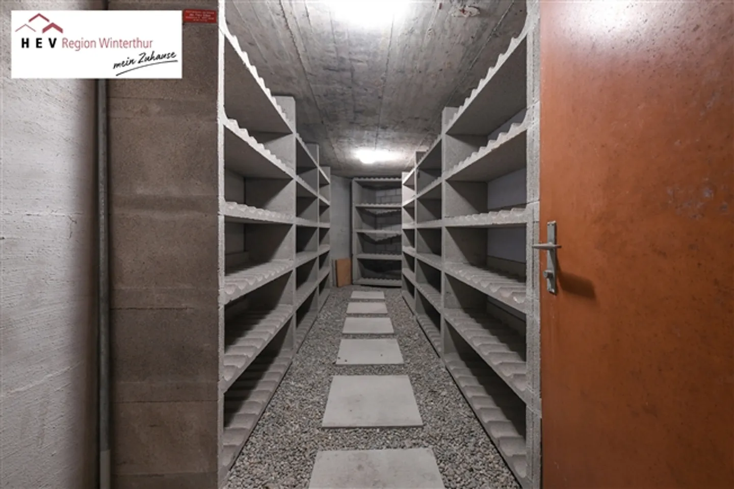 Sopra i tetti di Effretikon - Foto 11 di 13