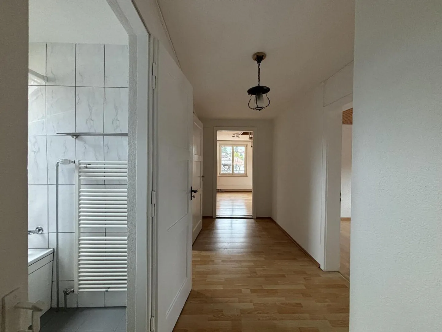 In affitto: Duplex di 3,5 locali parzialmente ristrutturato - Foto 6 di 8