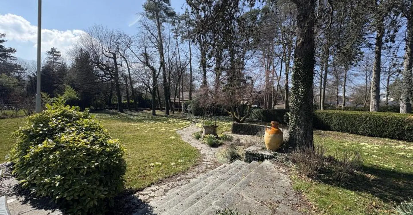 Villa Charmante à Malagnou - Photo 2 sur 2