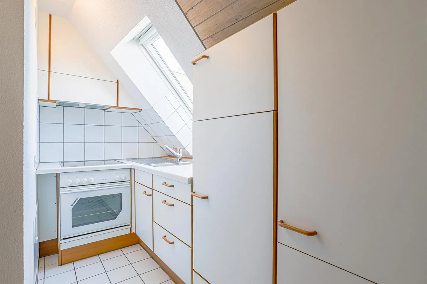 Stylish old building apartment in St. Gallen - Photo 3 of 6