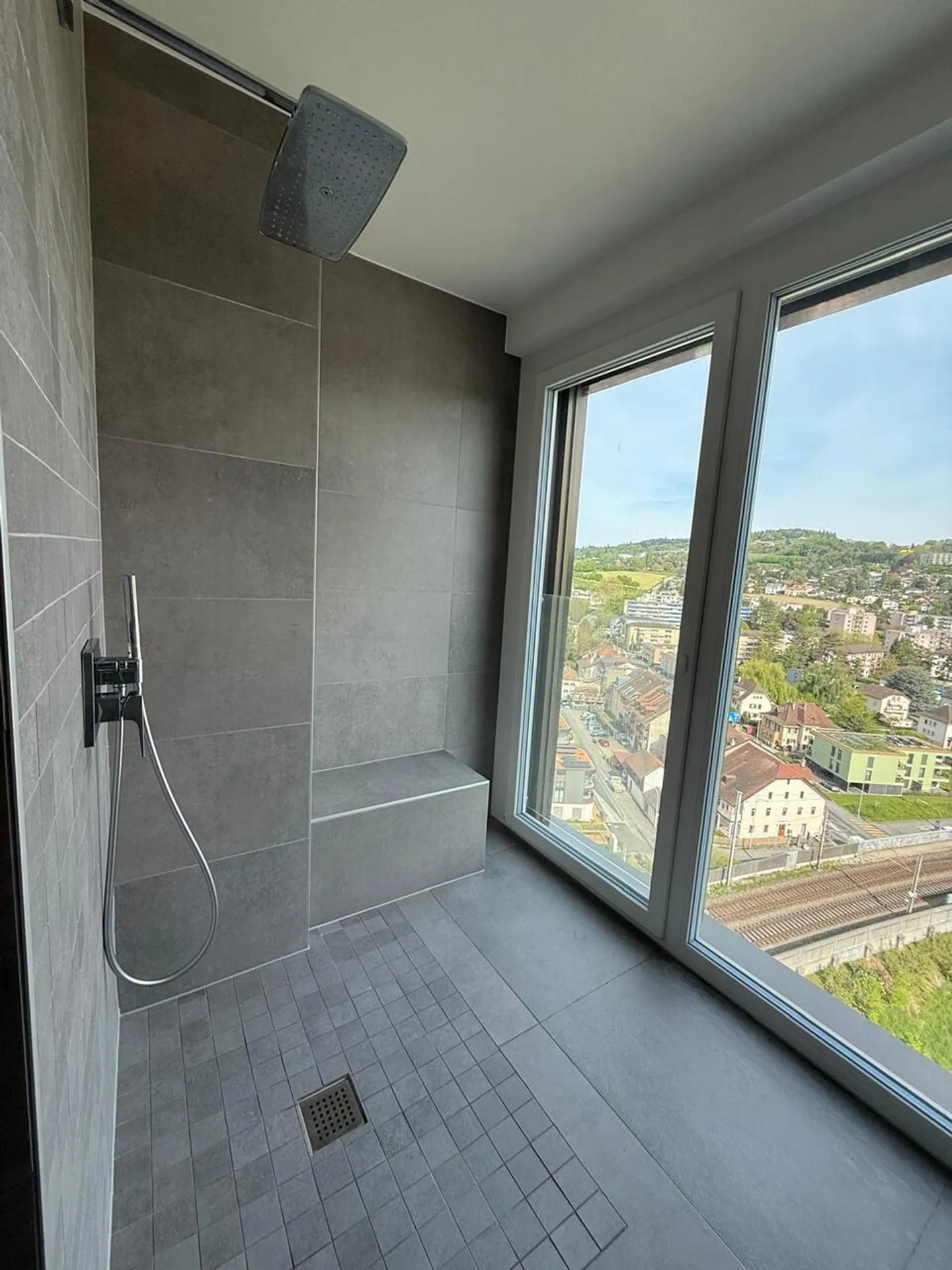 Superbe Appartement avec Vue sur le Lac - Photo 10 sur 10