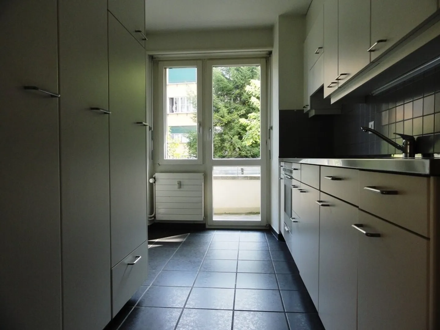 Vivere vicino a Europaplatz - Foto 5 di 7