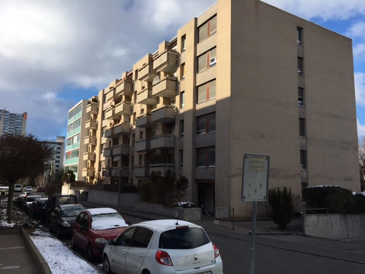 Charming Apartment Near Amenities - Photo 1 of 1