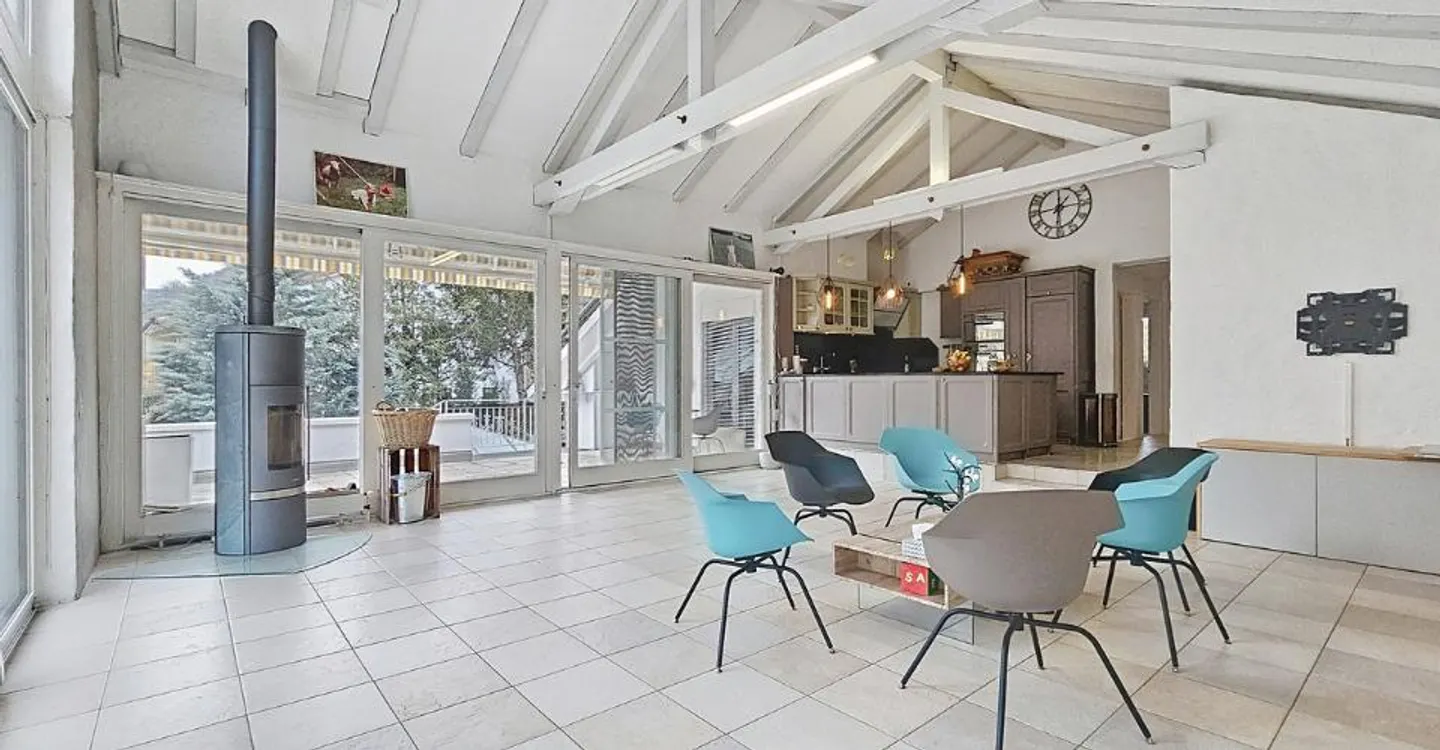 8.5-room property with pool in Sugiez - Photo 8 of 12