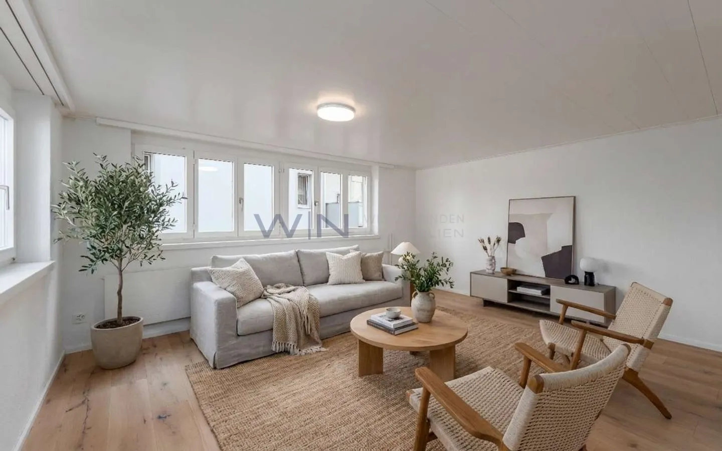 Charmantes Schweizer Chalet - Foto 1 von 8