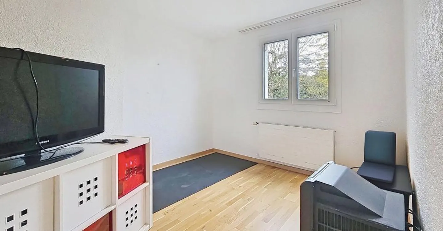 8.5-room property with pool in Sugiez - Photo 11 of 12
