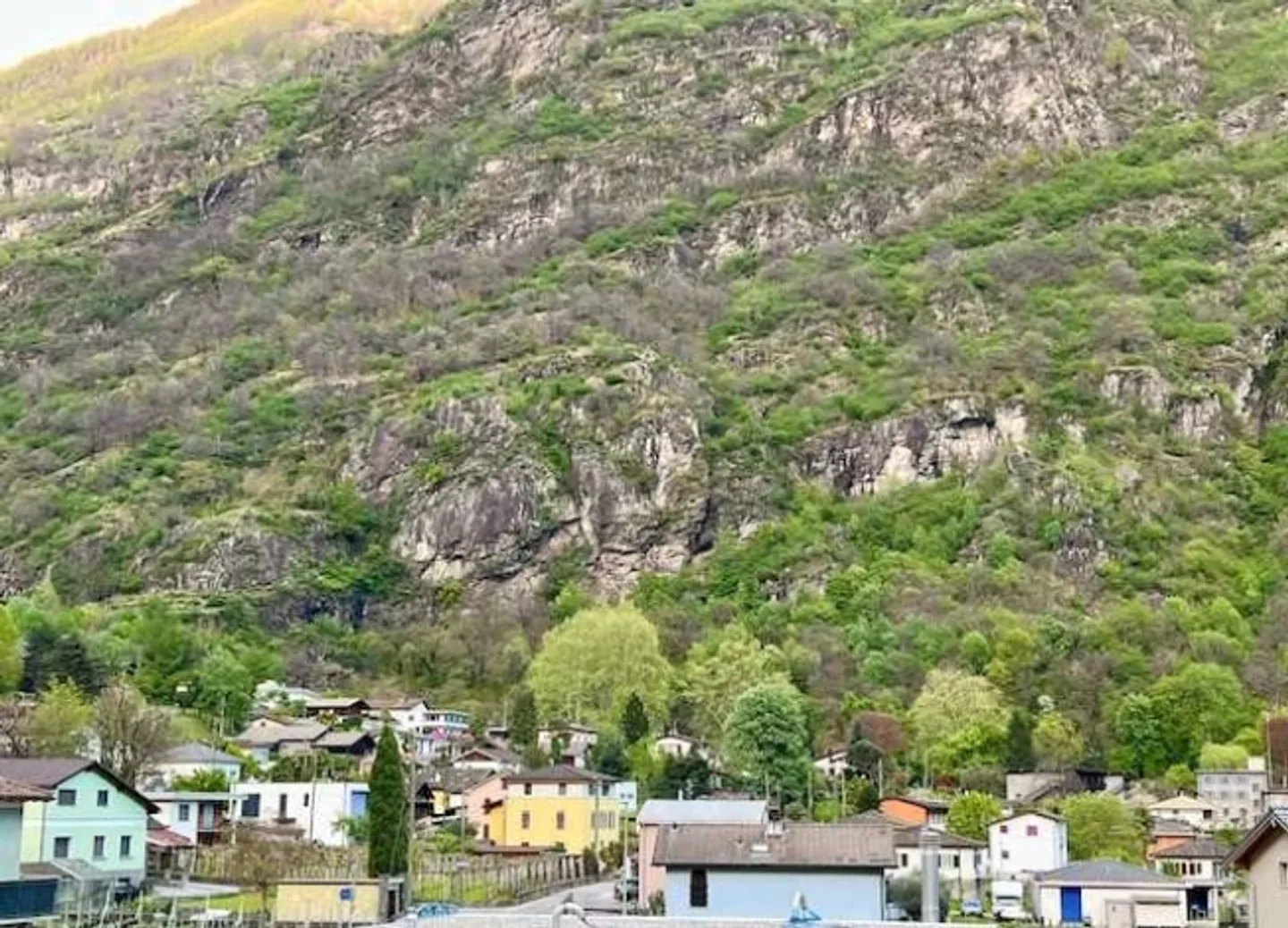 Elegant Apartment with Panoramic View - Photo 11 of 20