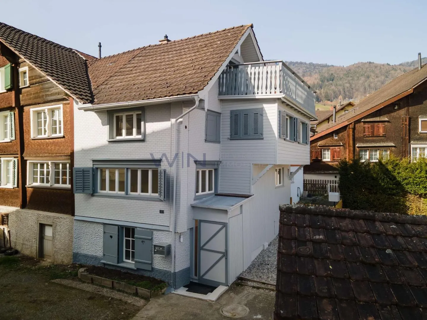 Charmantes Schweizer Chalet - Foto 7 von 8