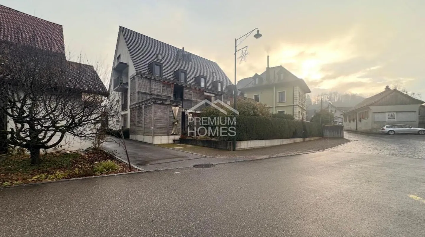 Elegant Apartment with Modern Comfort - Photo 10 of 11