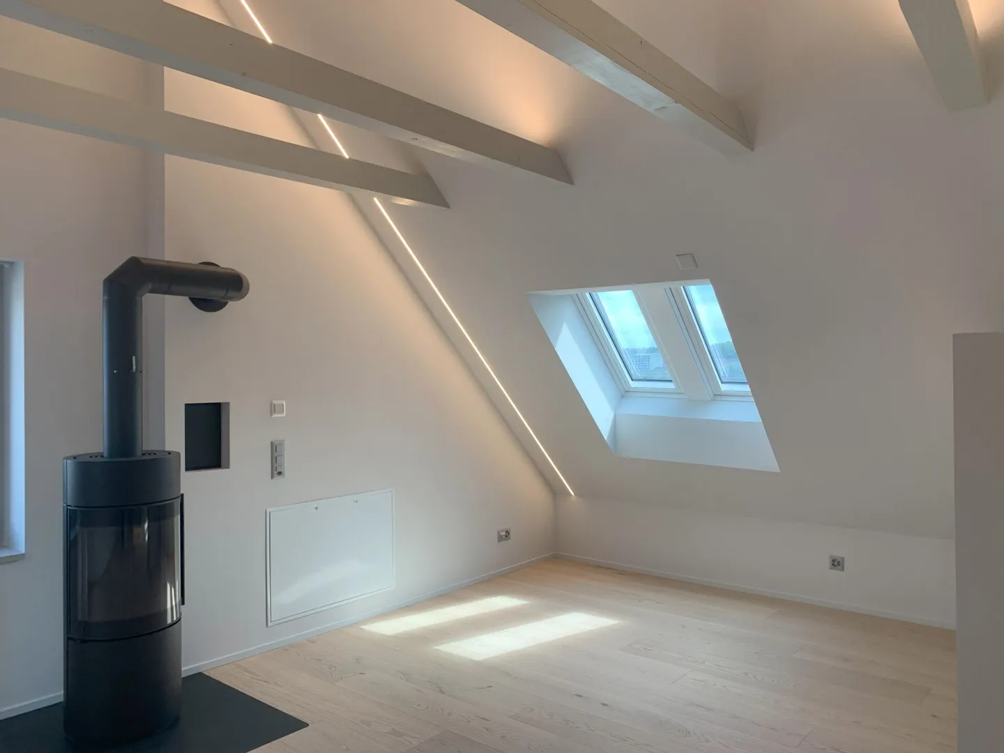 Appartamento studio ristrutturato in mansarda - Foto 6 di 15