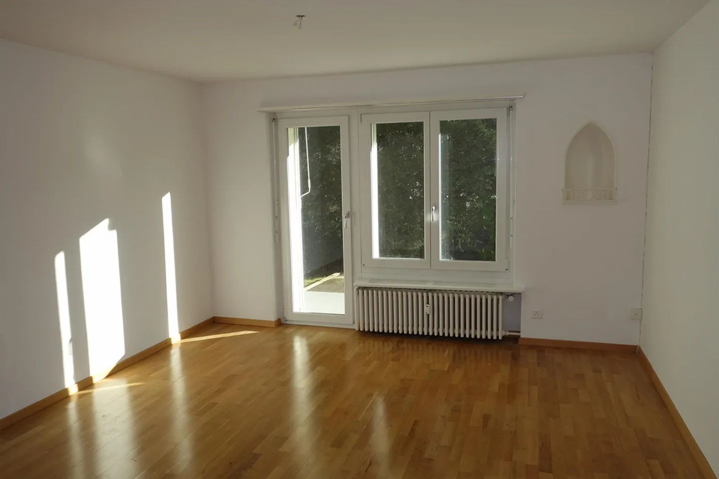 Situé au centre : quartier résidentiel calme et ensoleillé ! - Photo 2 sur 10