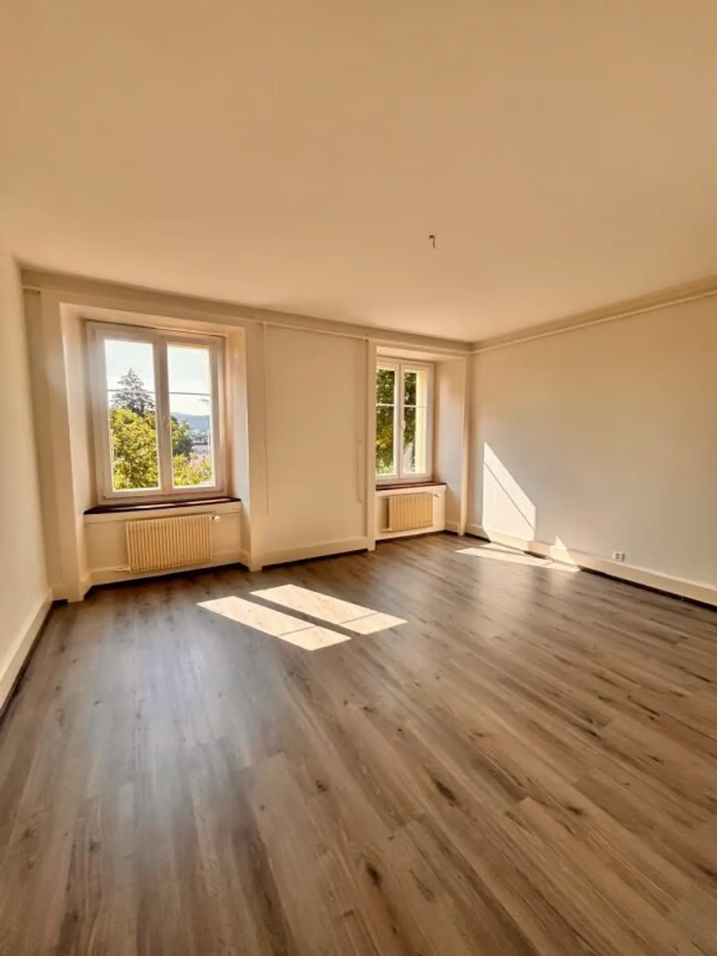 Bel-Air 51 - Chx-de-Fds - 3 Zimmer im Erdgeschoss - Foto 3 von 9