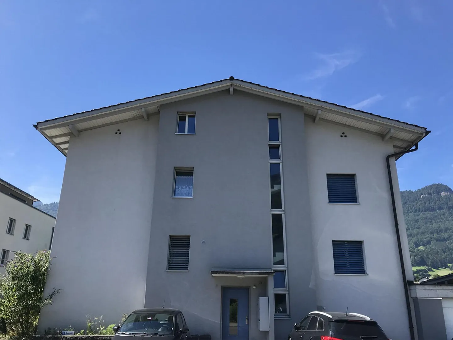 2 Zimmer Dachwohnung in MFH - Photo 1 of 13