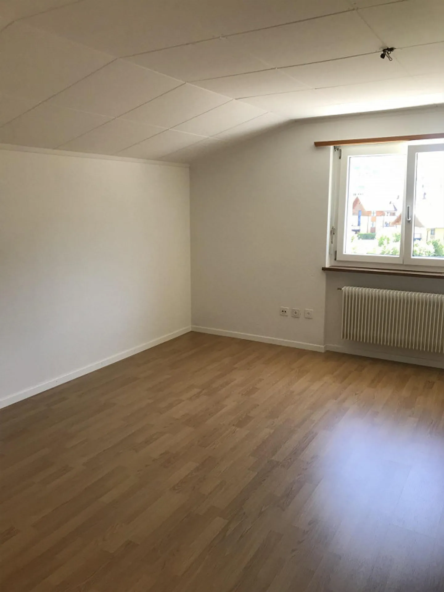 2 Zimmer Dachwohnung in MFH - Photo 10 of 13