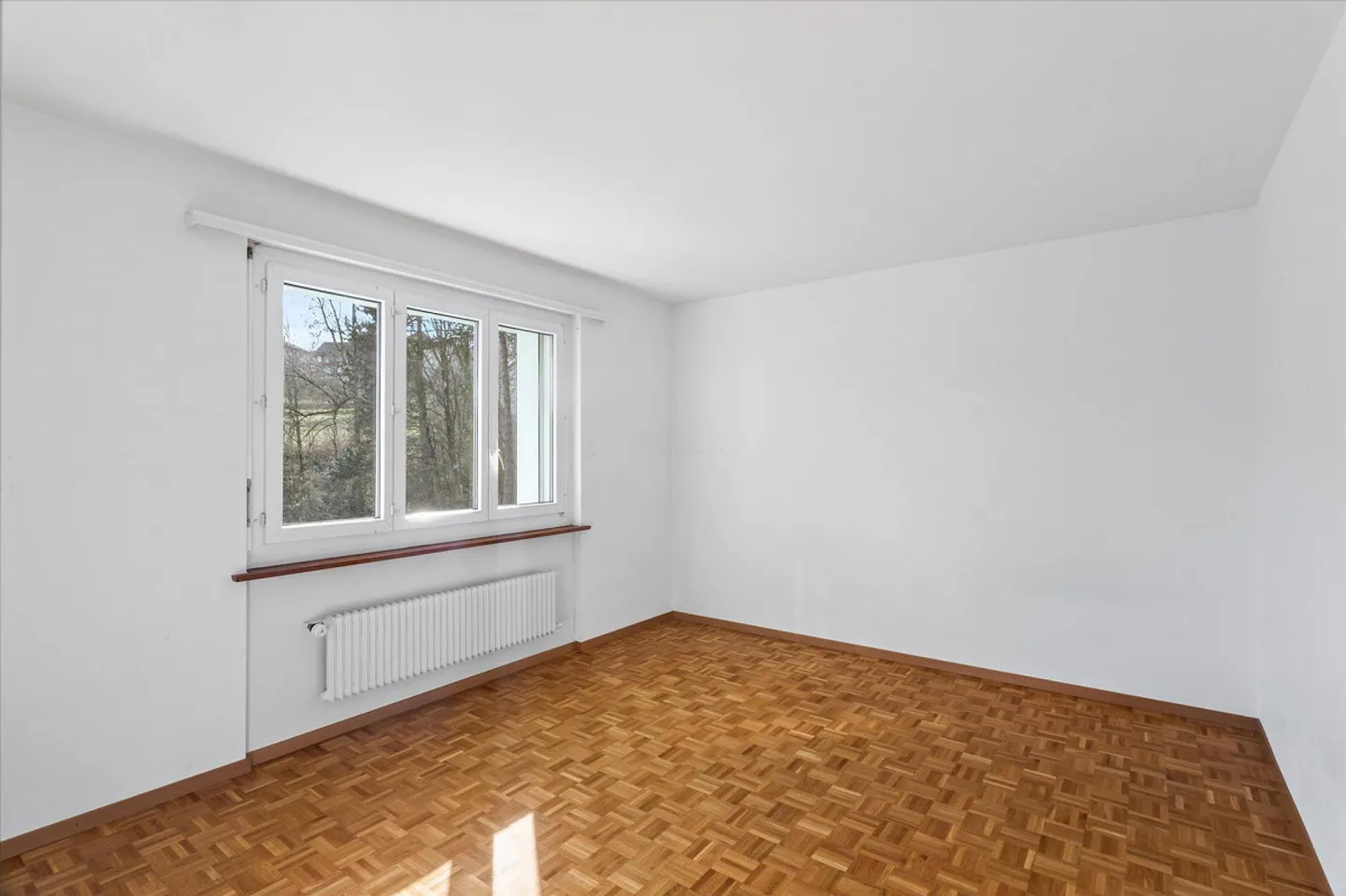 Spacious 3.5-room apartment! - FREE DEPOSIT LOCATION - Photo 6 of 7