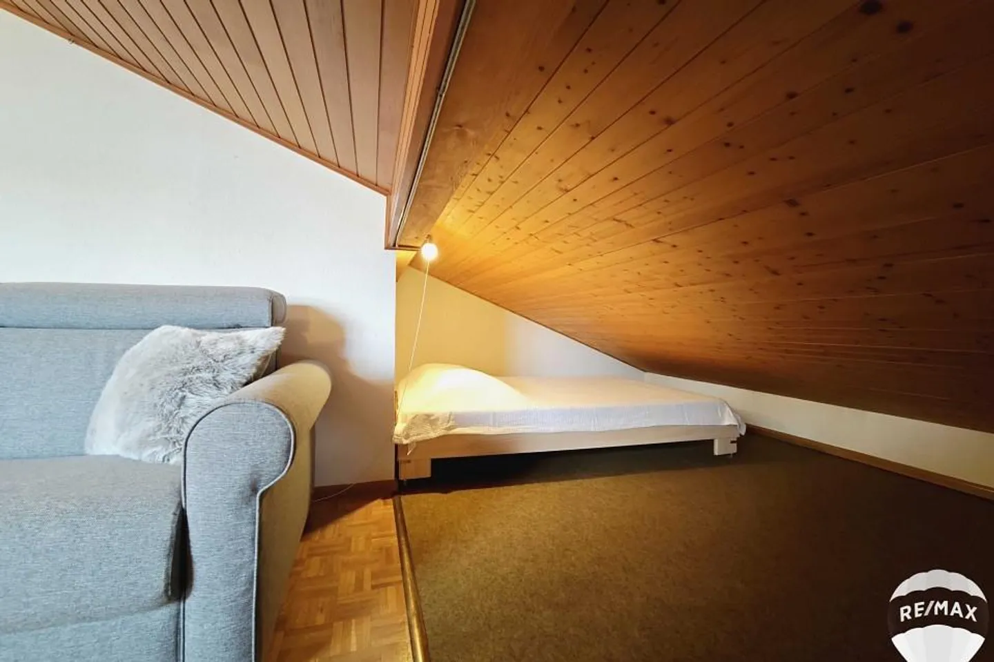 Geräumiges Loft mit Bergblick - Foto 4 von 12