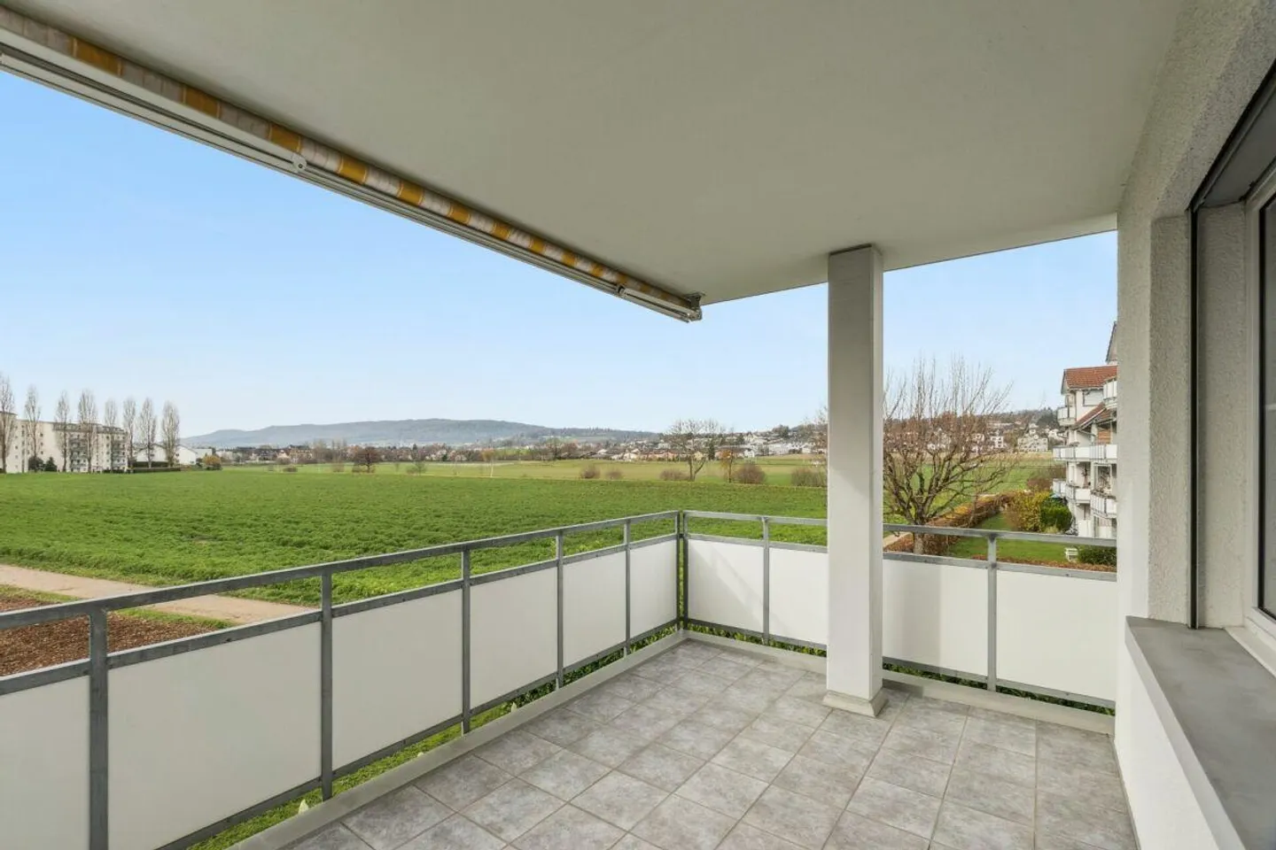 Spacious 4.5-room apartment - Photo 4 of 10