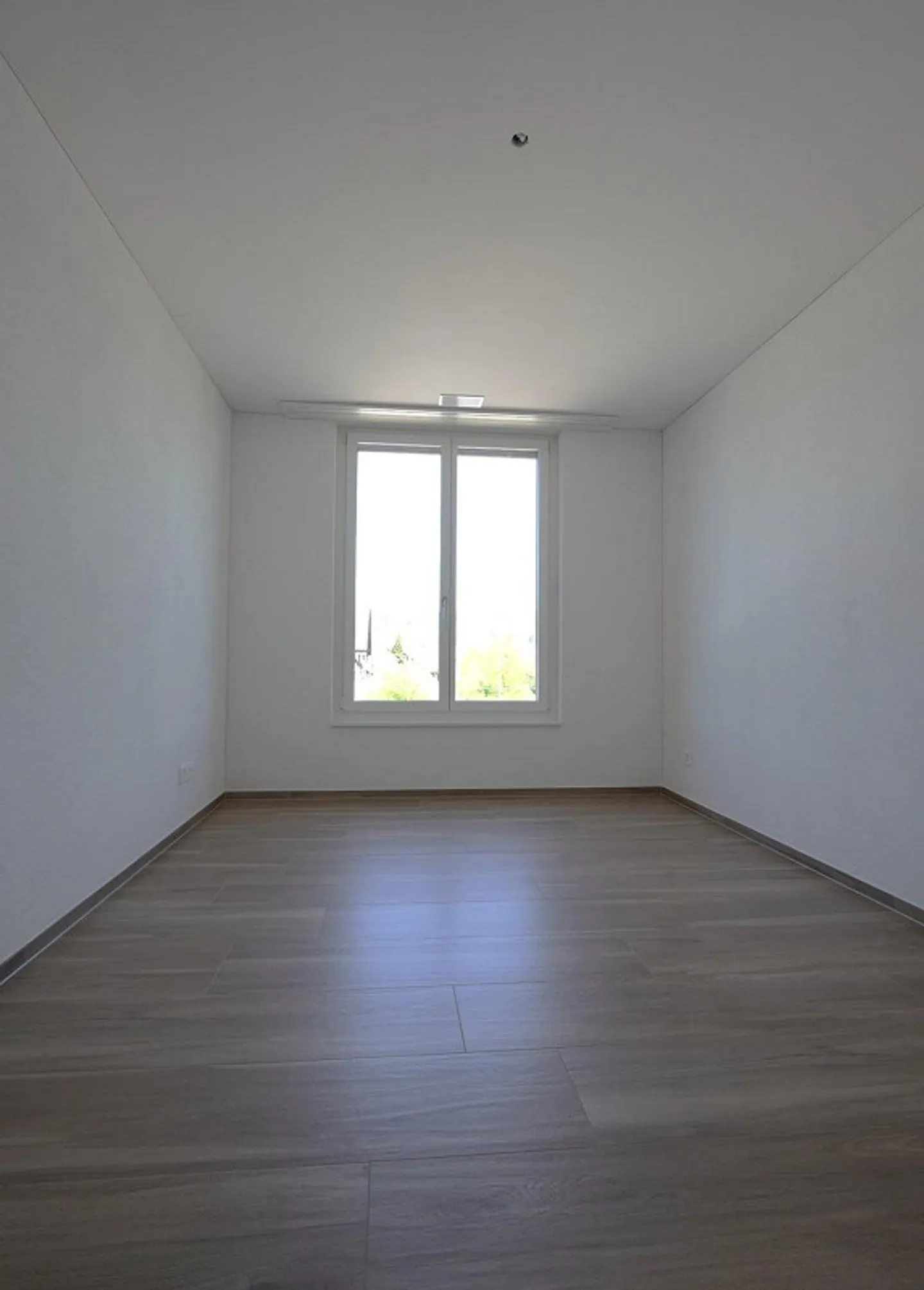 Appartement spacieux de 4,5 pièces avec vue imprenable - Photo 5 sur 10