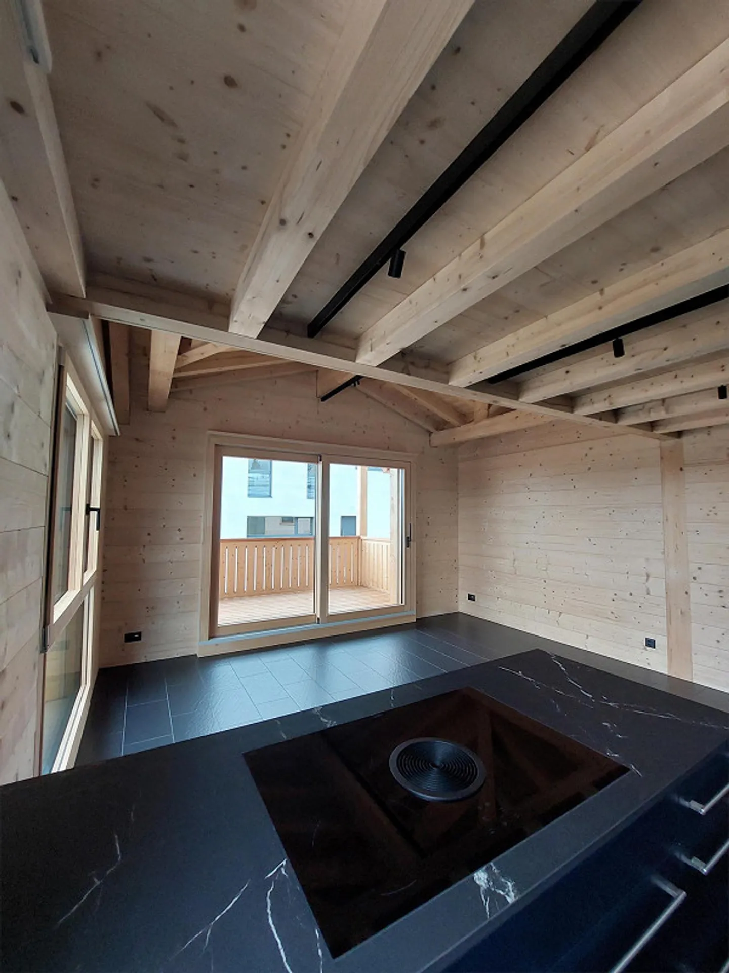 Newly built 3.5-room apartments (primary residence) - Photo 3 of 17